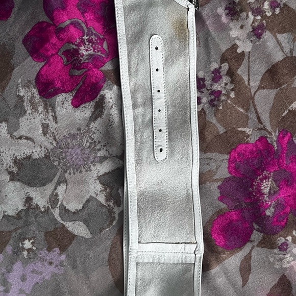 ZARA- Leather white belt with jewels - Picture 7 of 10